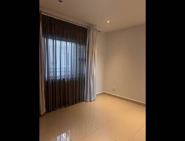 2 BEDROOM APARTMENT FOR SALE IN UMHLANGA RIDGE
